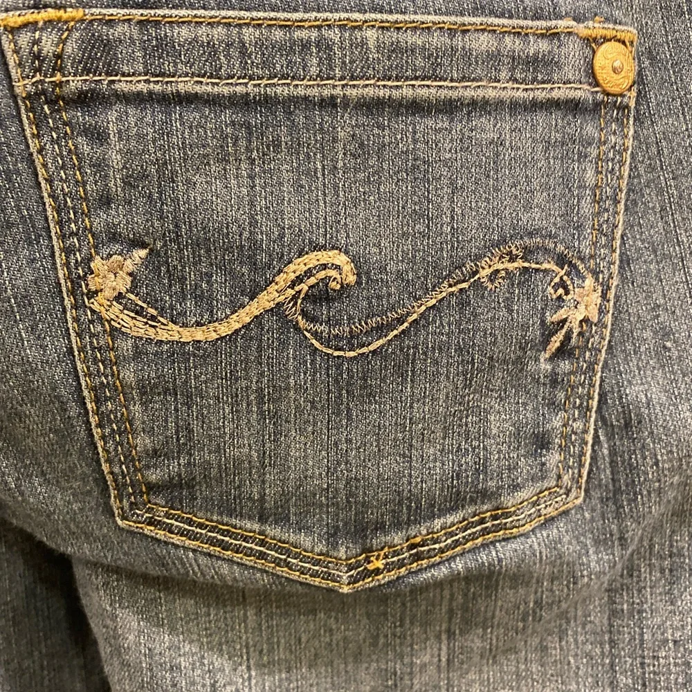 Jeans - Picture 3 of 4